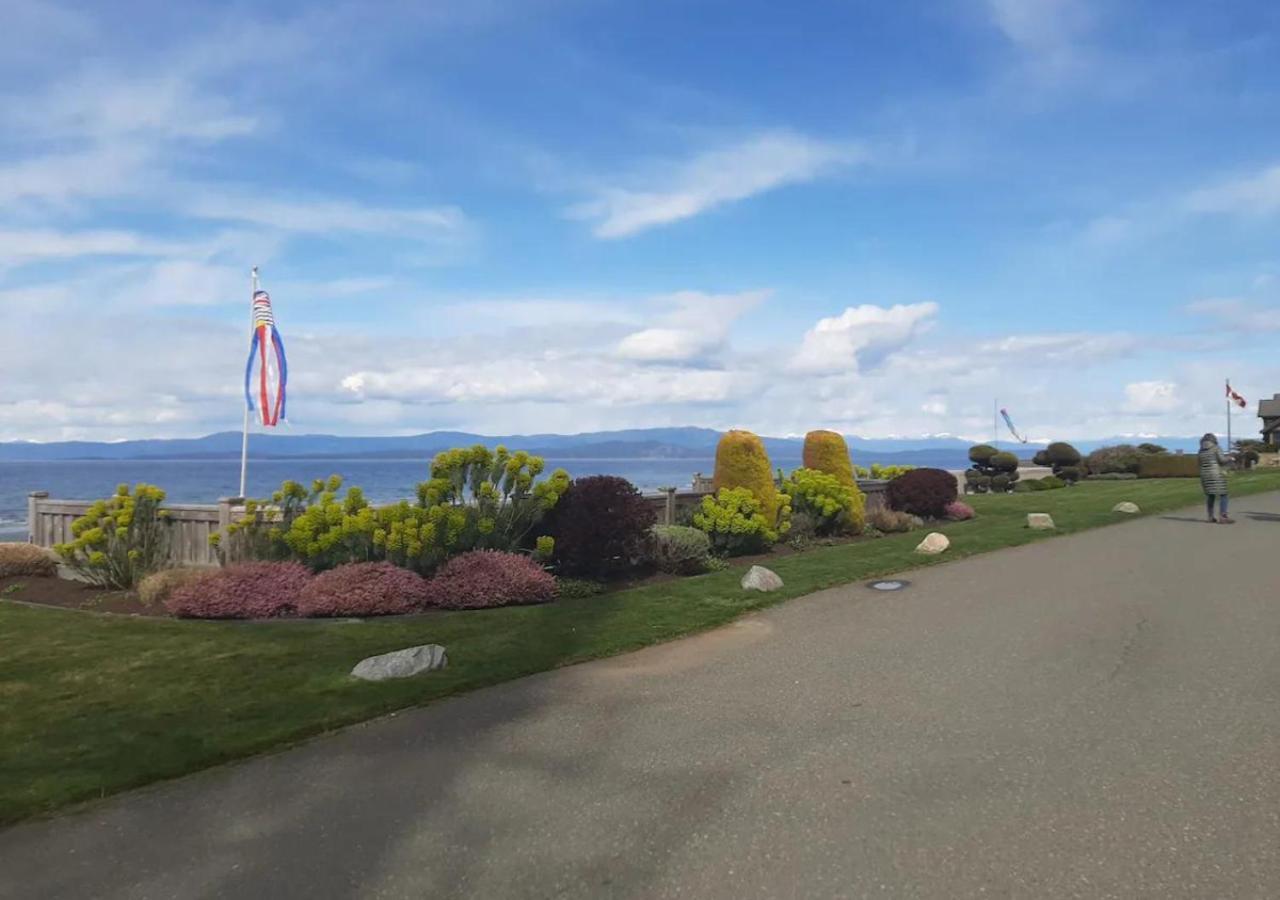 Oceanside Manor - Golf Course View Bed & Breakfast ควาลิคุมบีช ภายนอก รูปภาพ