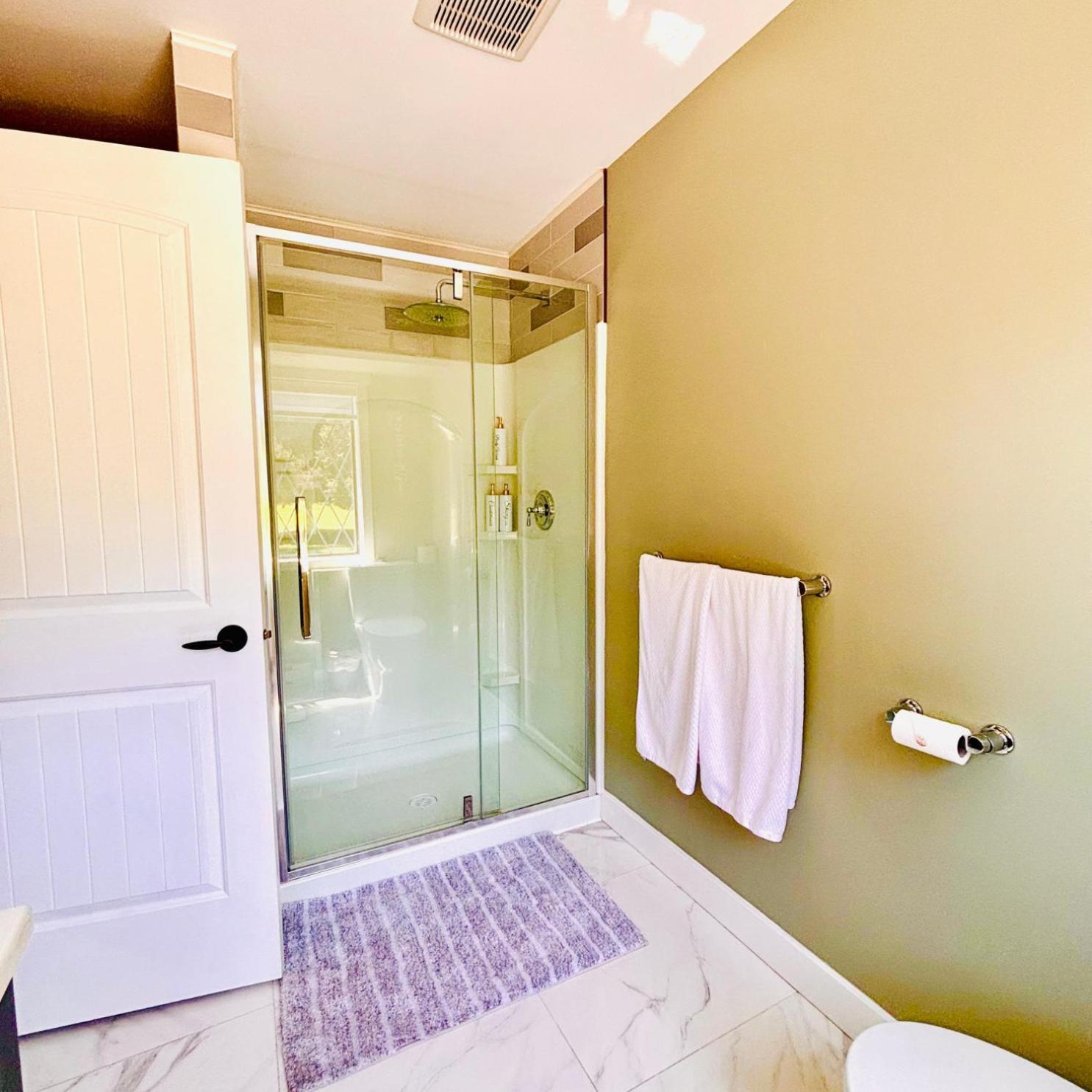 Oceanside Manor - Golf Course View Bed & Breakfast ควาลิคุมบีช ภายนอก รูปภาพ